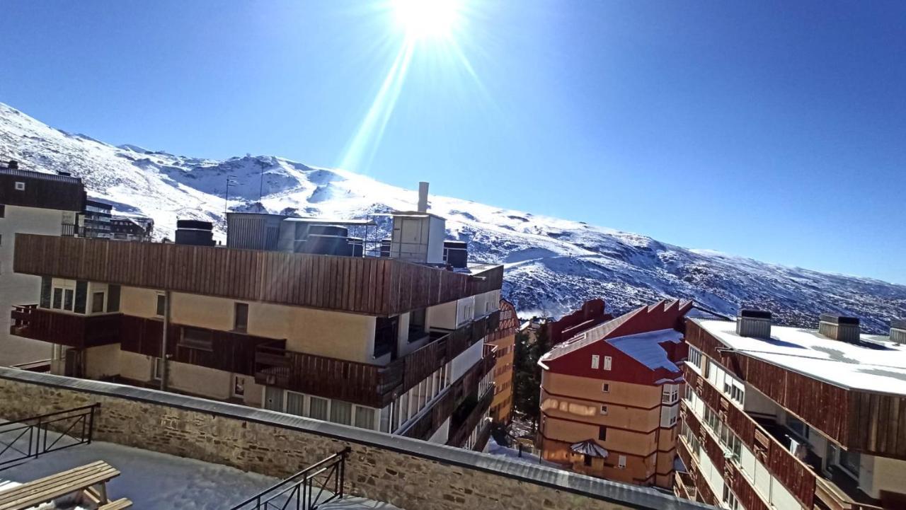 Bed And Snow Ski Zona Media Sierra Nevada Luaran gambar