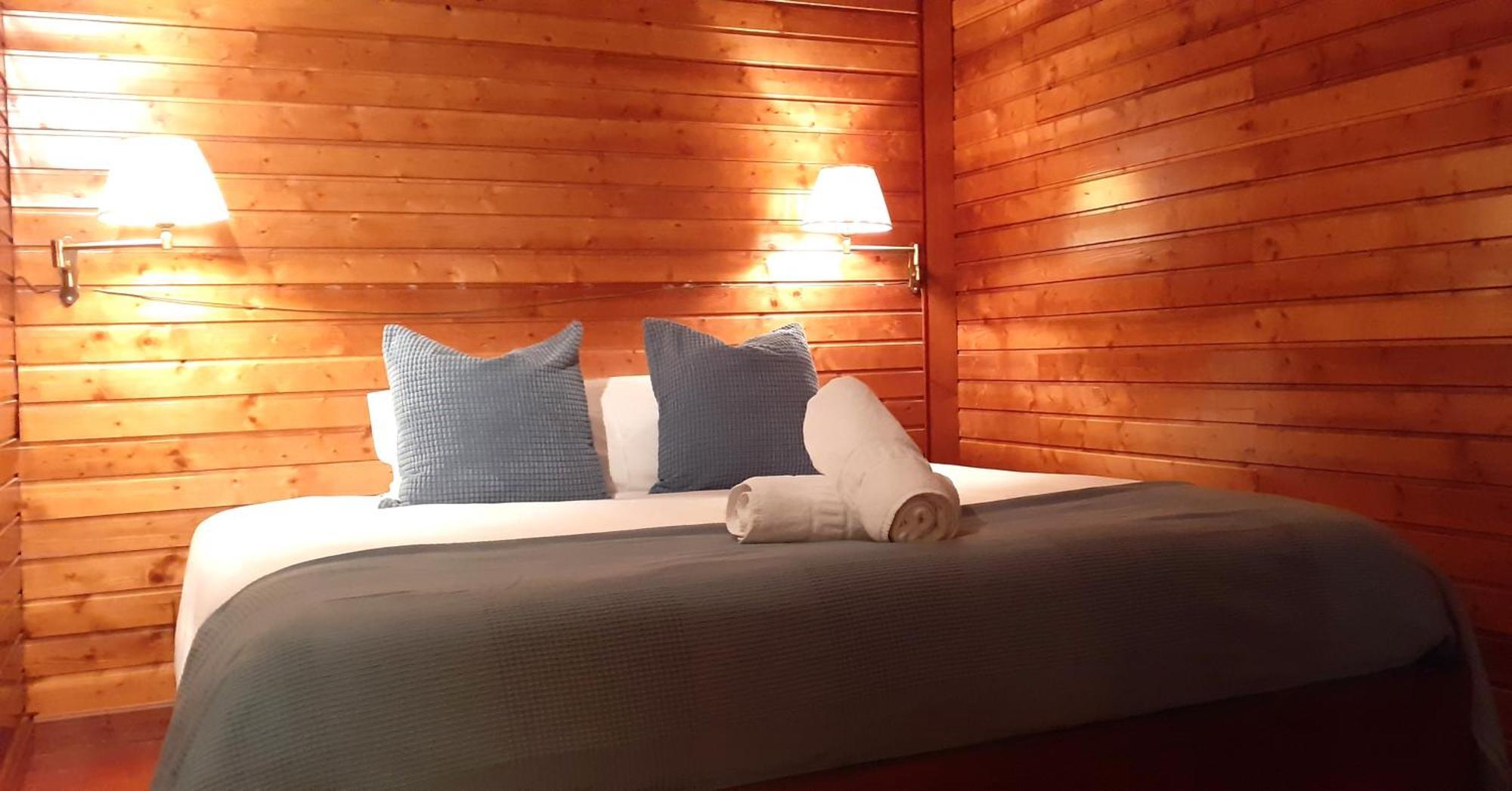 Bed And Snow Ski Zona Media Sierra Nevada Luaran gambar