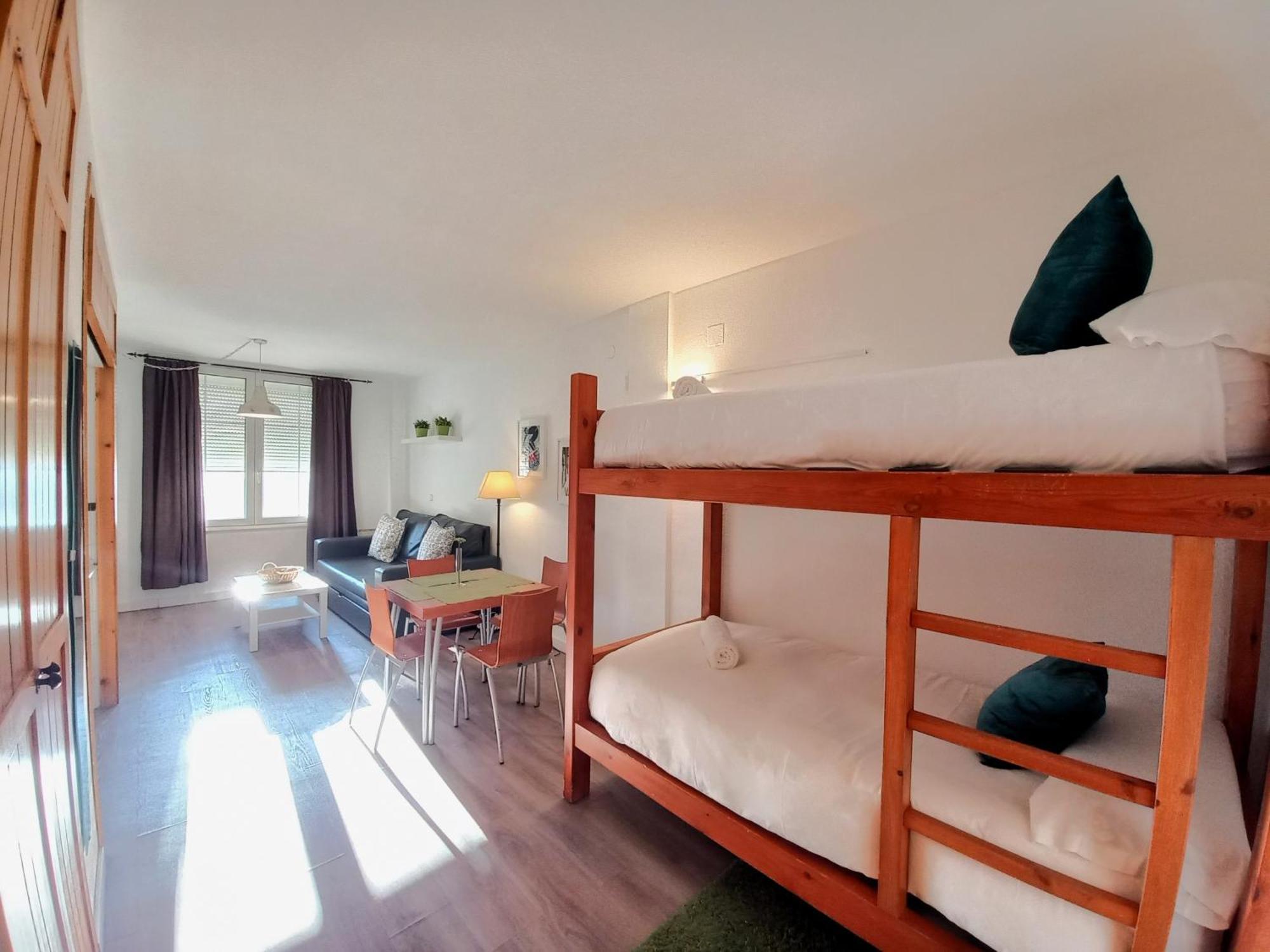 Bed And Snow Ski Zona Media Sierra Nevada Luaran gambar
